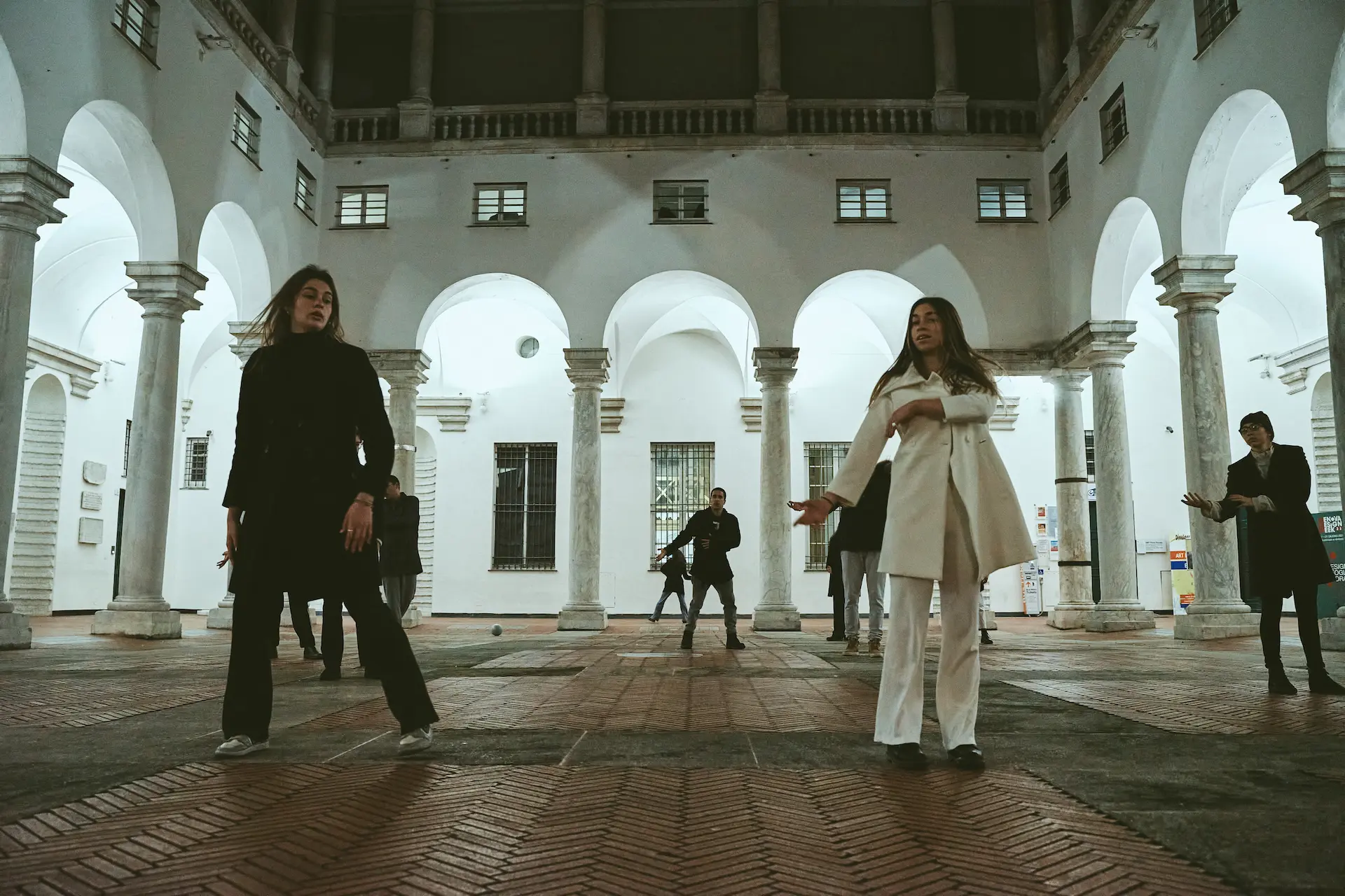 scena -ballo-palazzo-ducale