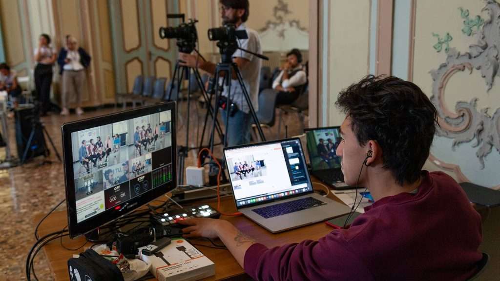 live-streaming-aercast-villa-durazzo-bombrini-big