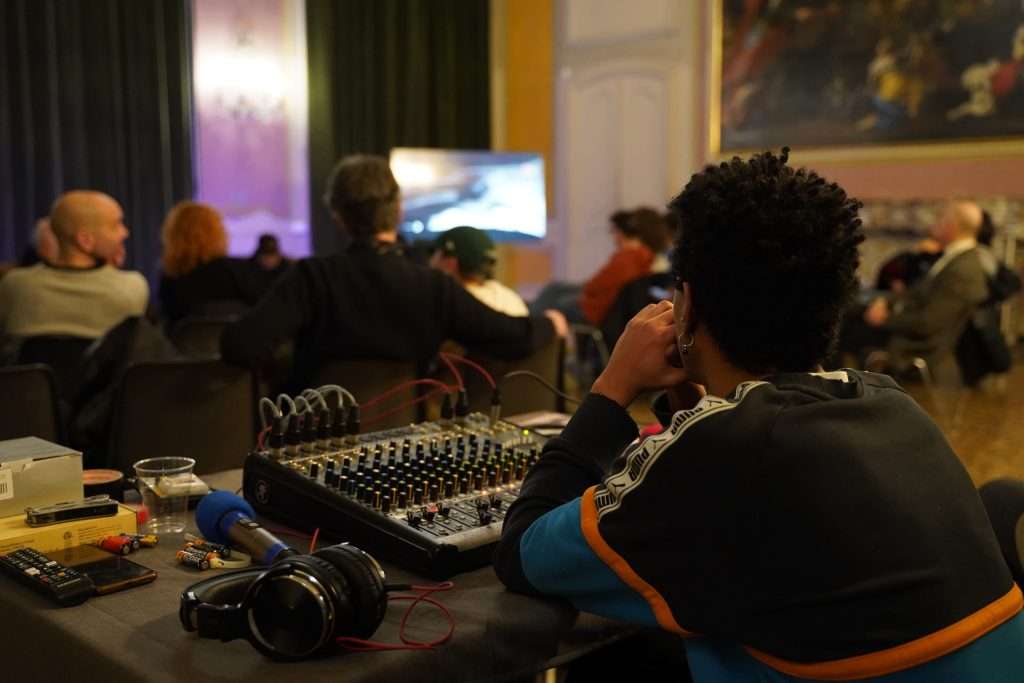 audio-service-aercast-streaming-service
